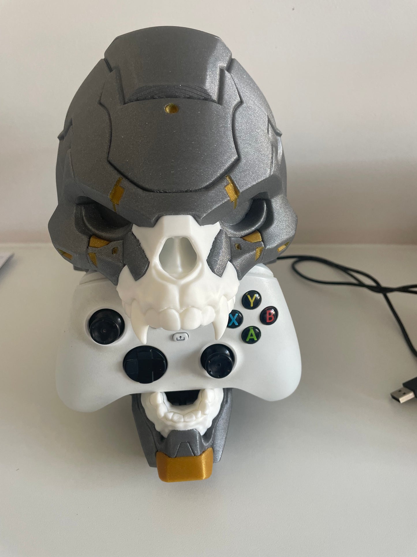 CyberSkull Apex Games Controller Stand for Most Game controllers