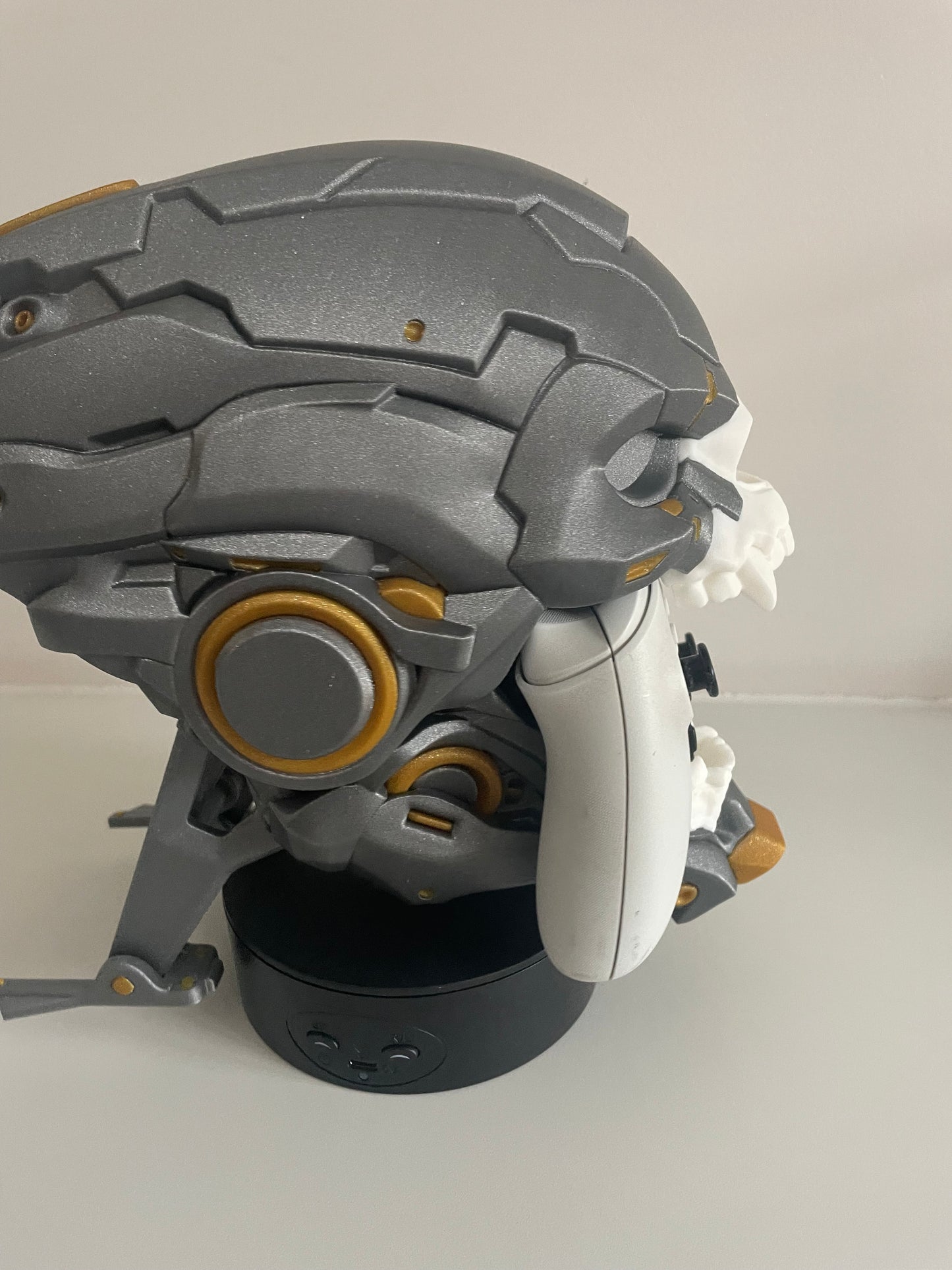CyberSkull Apex Games Controller Stand for Most Game controllers