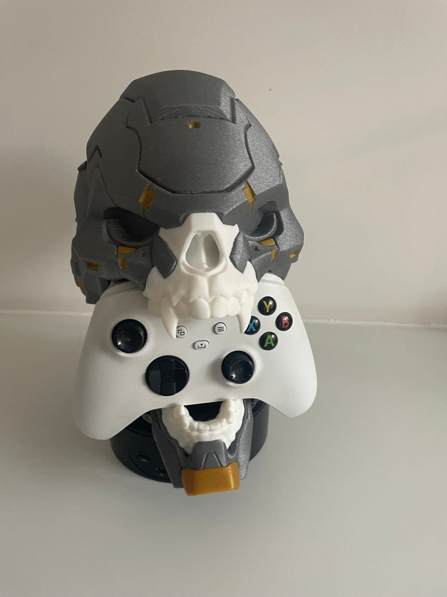CyberSkull Apex Games Controller Stand for Most Game controllers