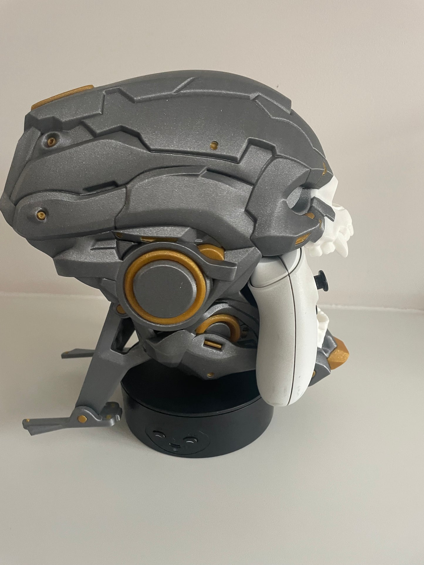 CyberSkull Apex Games Controller Stand for Most Game controllers