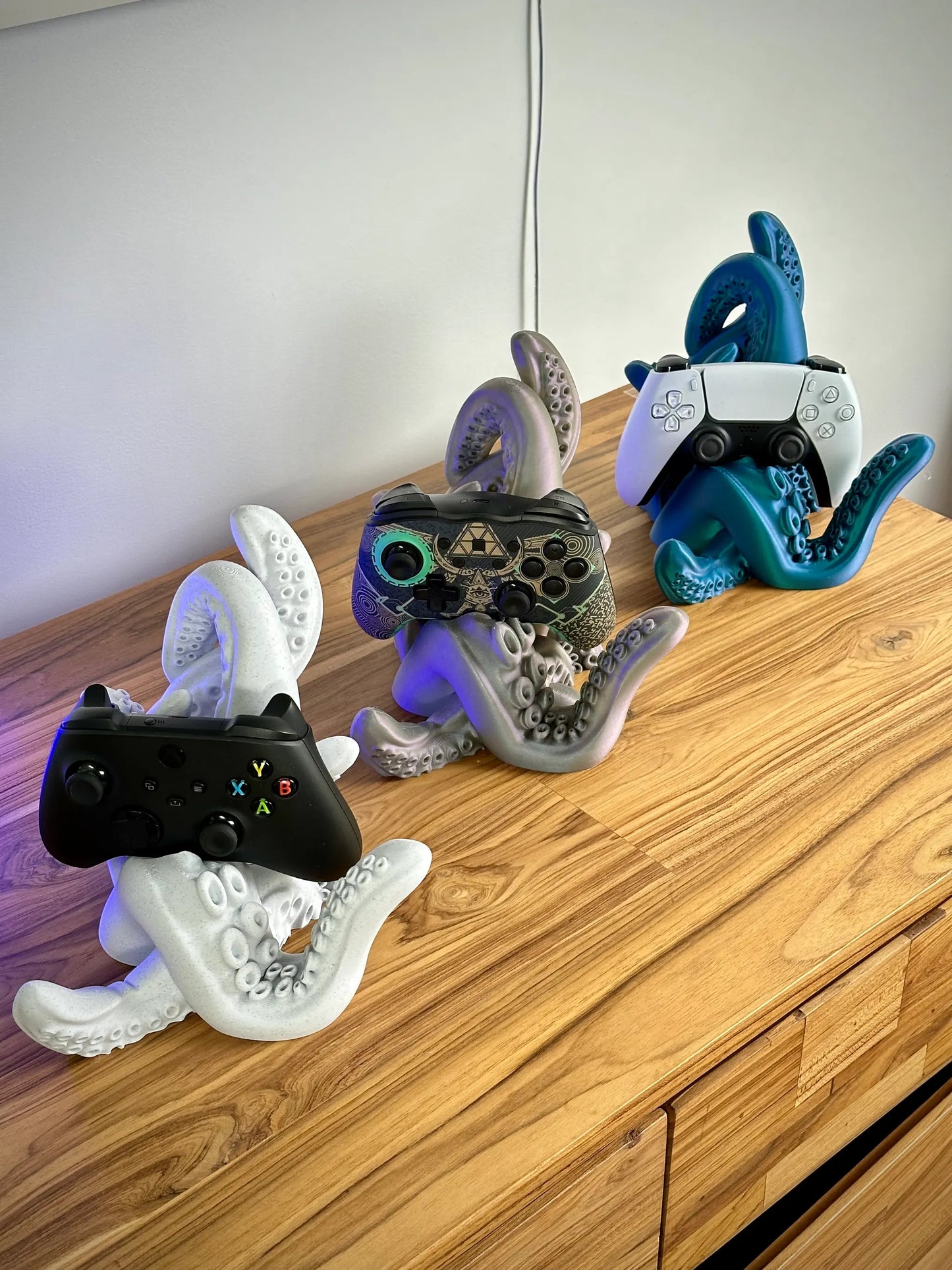 Tentacle Controller Holder
